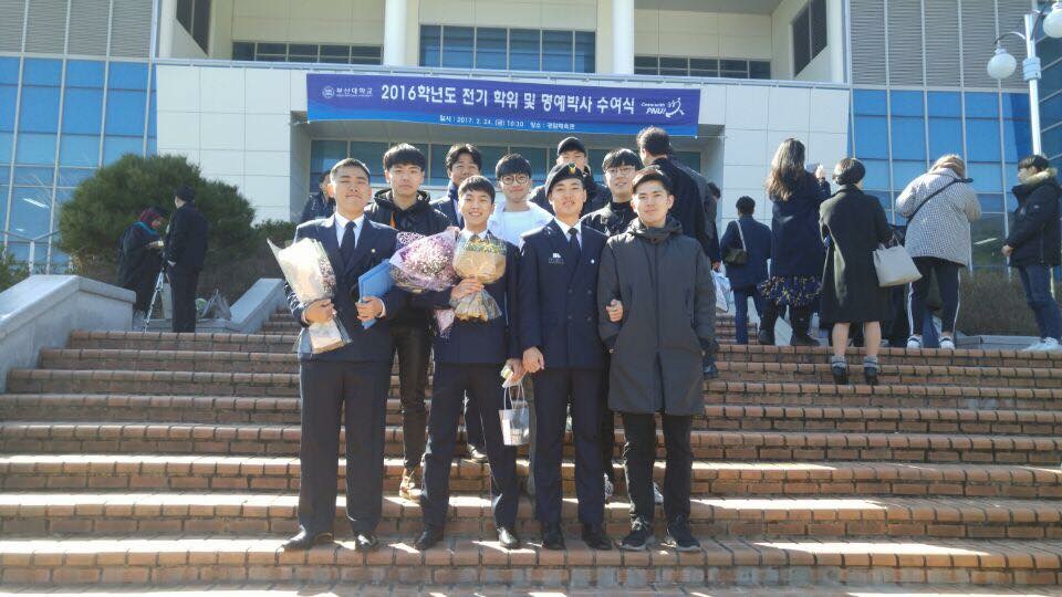 2016년도 전반기 학위 수여식 KakaoTalk_20170228_122800454.jpg