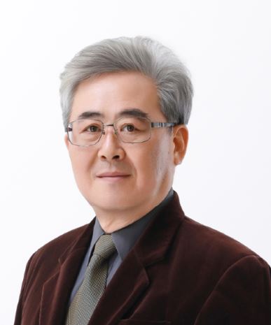 신택순 교수 사진