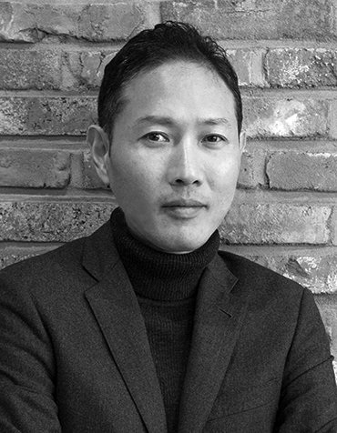 Lawrence B. Kim 사진