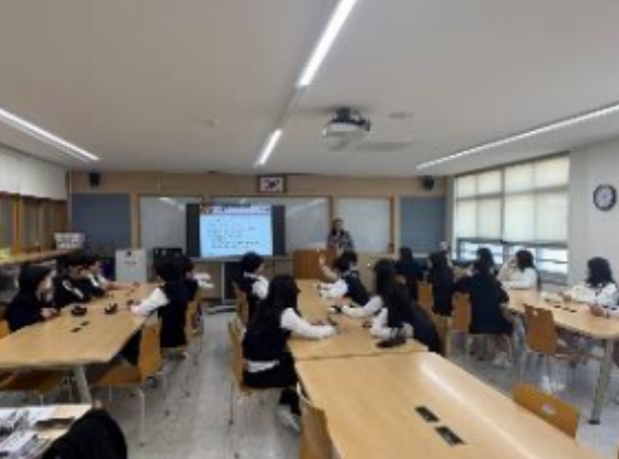 2025 1학기 신덕중학교 1학년 나를 위한 레벨업 프로그램 대표이미지