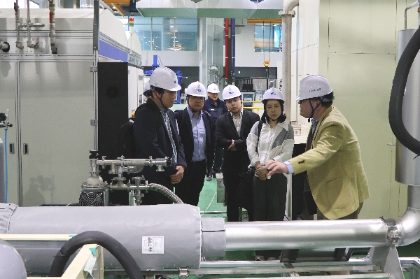 한국산업기술기획평가원(KEIT), 17일 부산대 수소선박기술센터 방문 및 해외기술수요조사 관련 업무협의 대표이미지