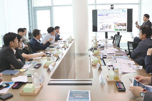 [2025.05.28.] 산업부 수소국장 방문_수소산업 규제개선 현장간담회 대표이미지