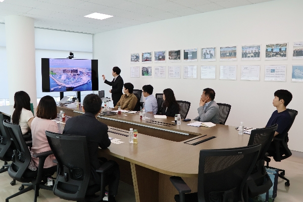 [2025.06.05.] 부산항만공사 산업혁신부 부장 및 관계자 방문 대표이미지