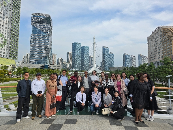 Research Trip to the World Bank Korea Office main image