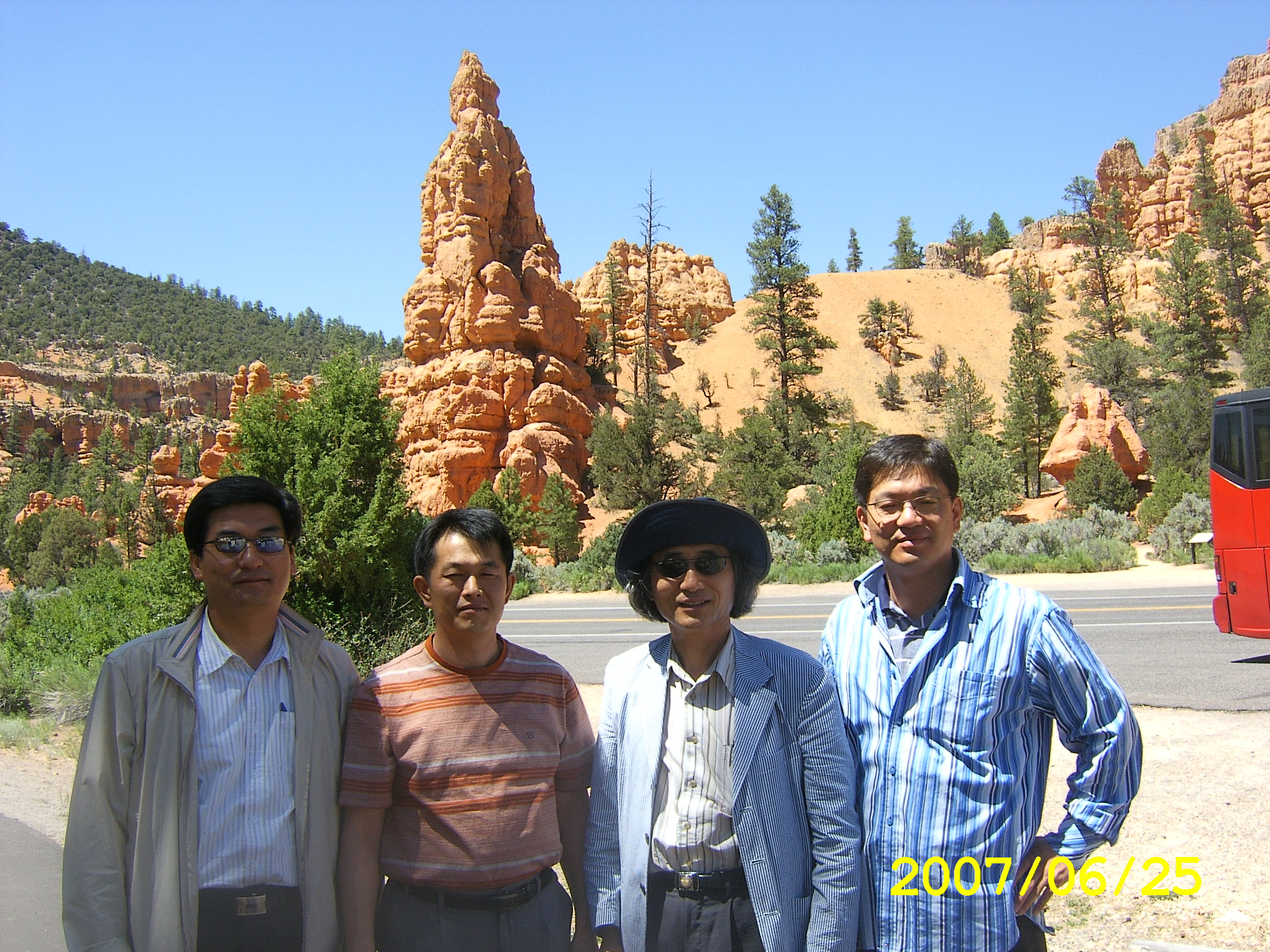 America Visit w/ Power Plant Students in 2007 SA500154.JPG