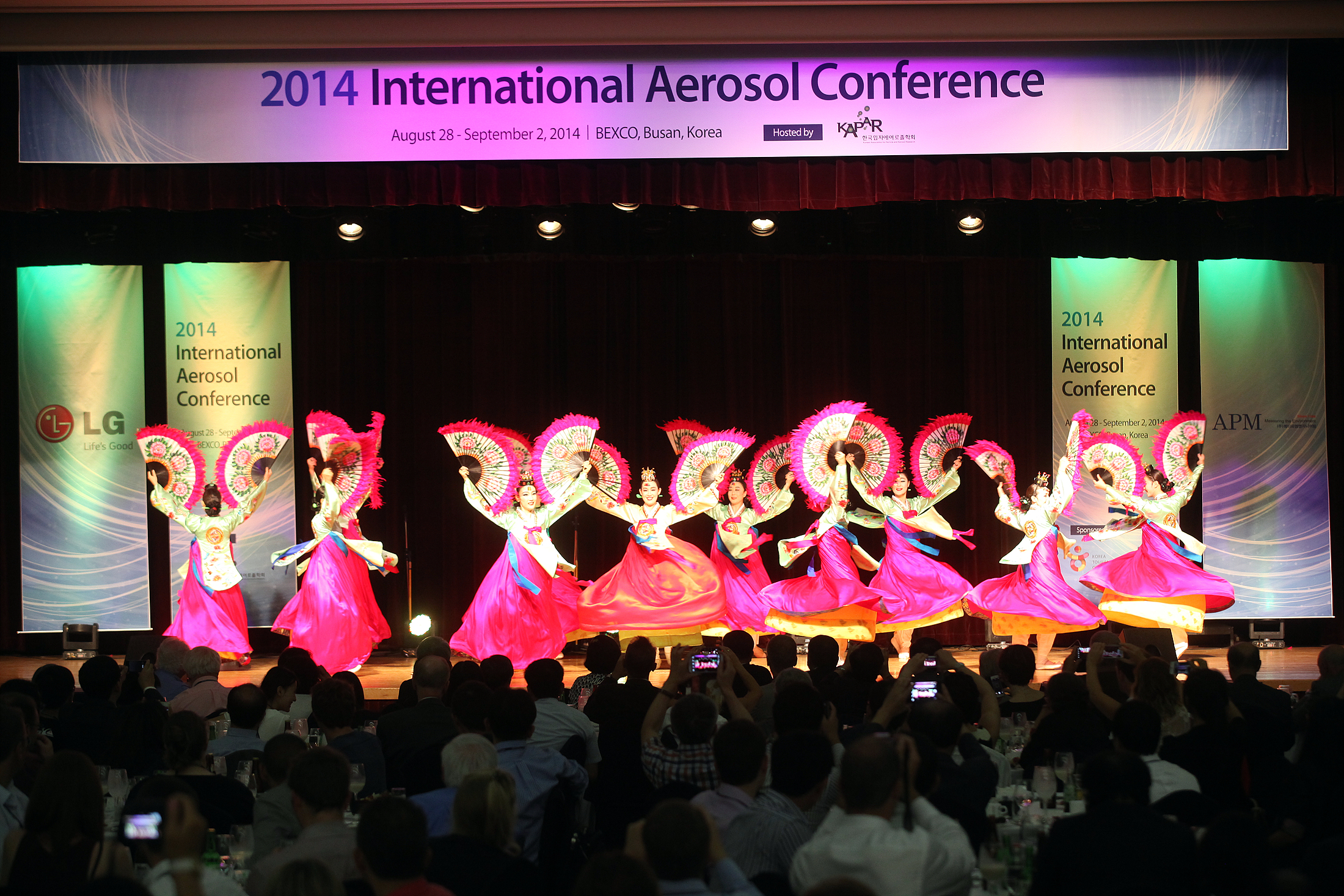 International Aerosol Conference at BEXCO IAC dinner 3.jpg
