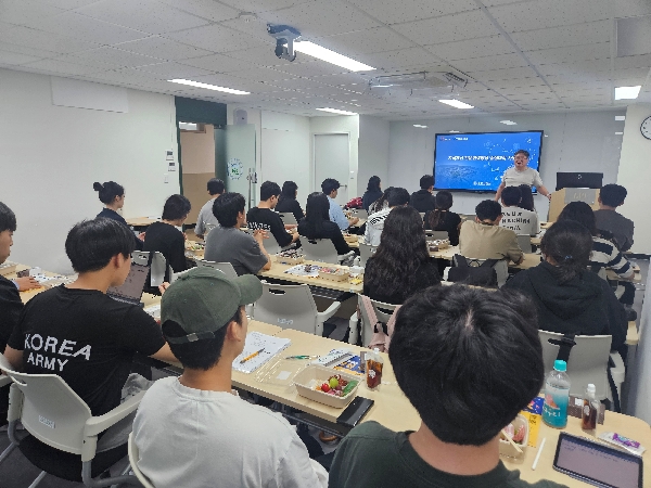 2024-2학기 박근태 교수님 Small Talk 대표이미지