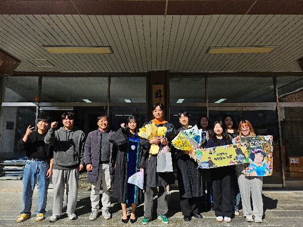 2025년 졸업식 대표이미지