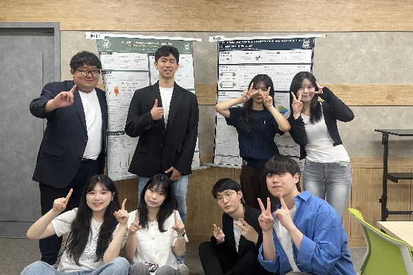 2025 창의적설계 포스터 발표 대표이미지